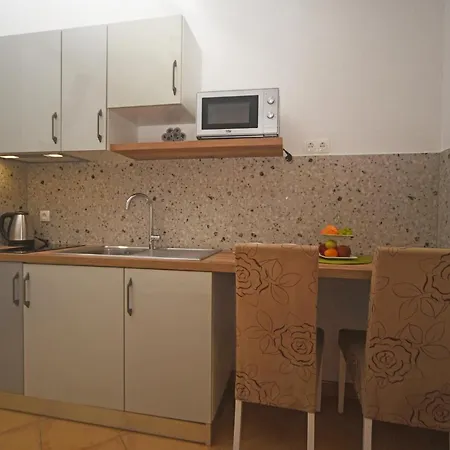 Appartement Izzy Kaštela